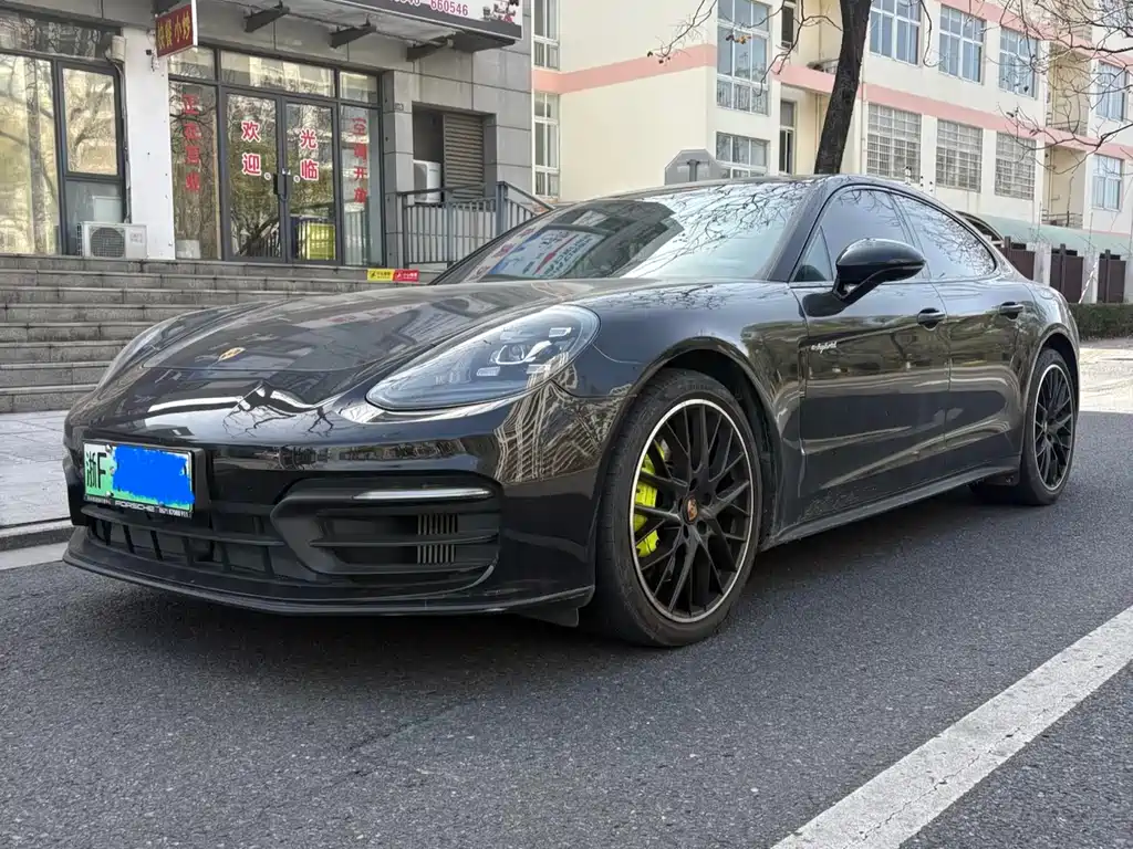 PORSCHE PANAMERA NEW ENERGY