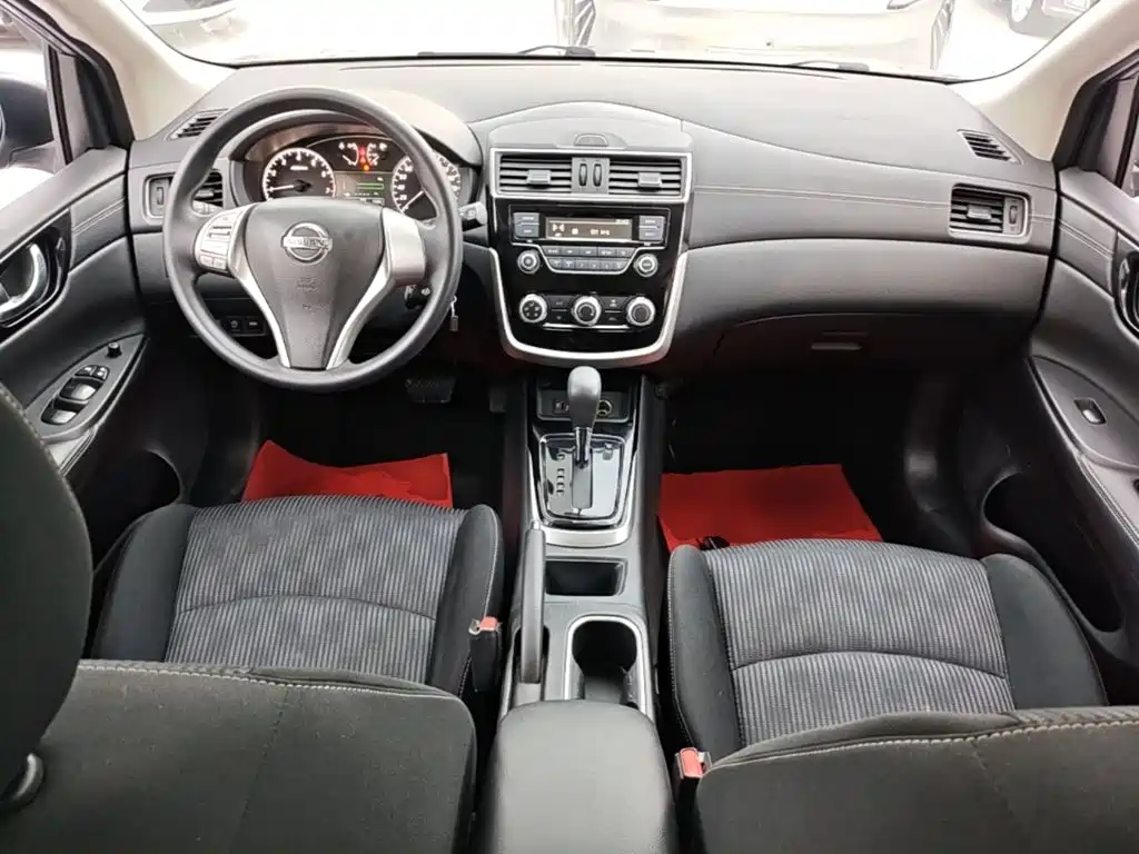 Nissan Tiida 2021 1.6L CVT