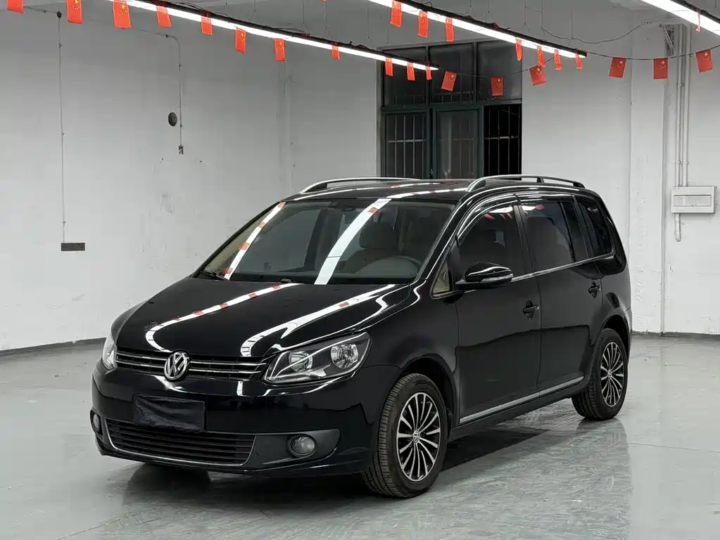 Volkswagen Touran — миниатюра 3