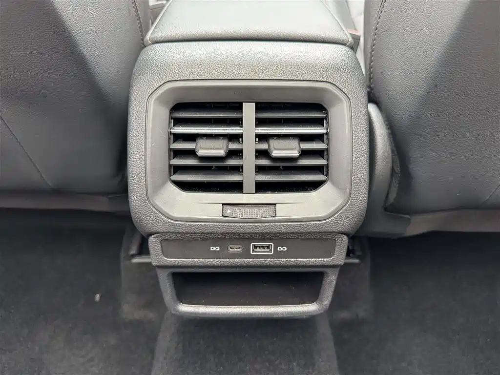 Volkswagen Tharu — миниатюра 24