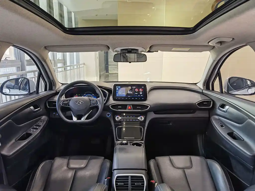 Hyundai Santa Fe — миниатюра 5