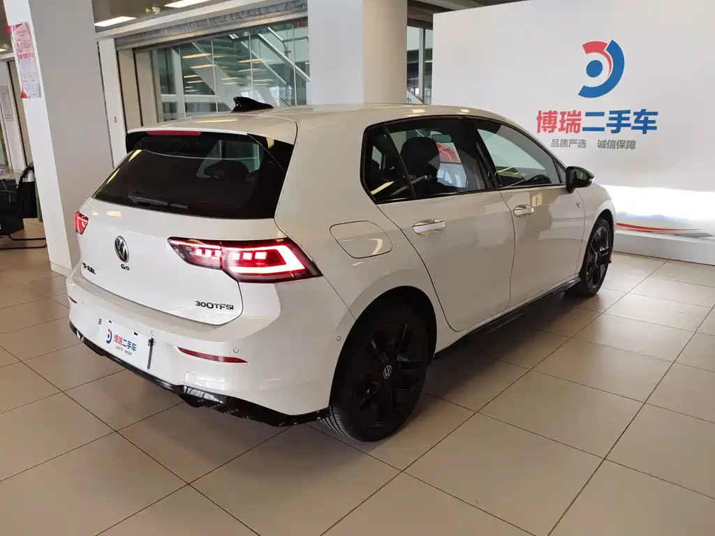 Volkswagen Golf — миниатюра 26