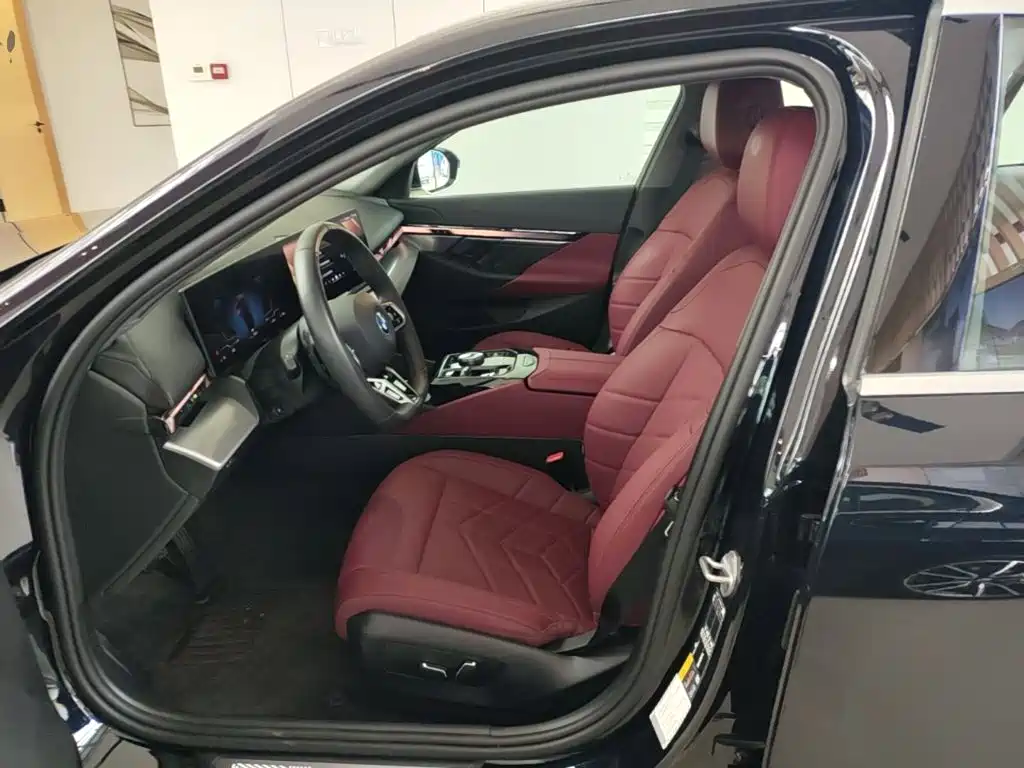 BMW i5 — миниатюра 15