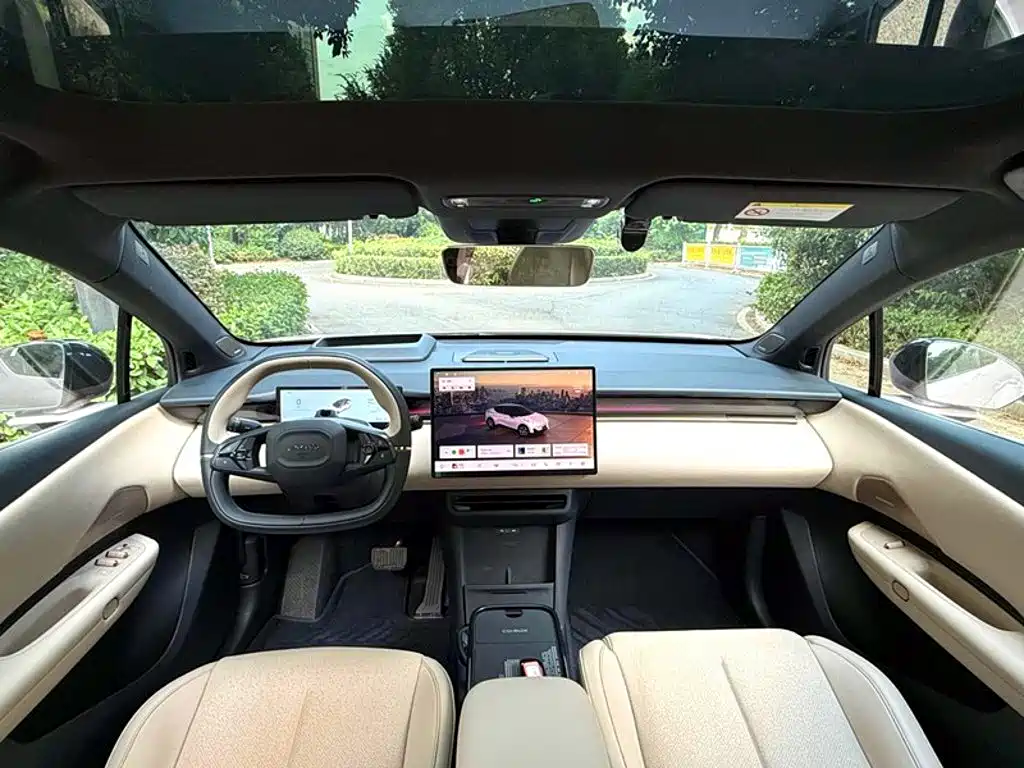 Lynk & Co Z20 — миниатюра 11