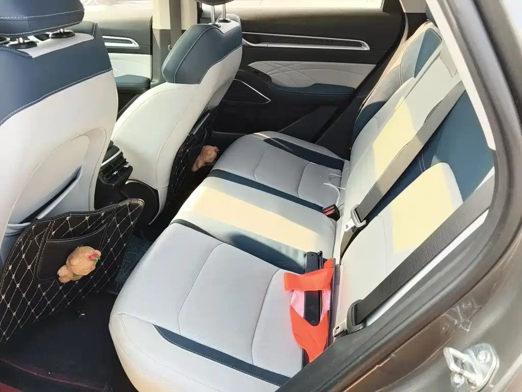 GEELY AUTOMOBILE EMGRAND