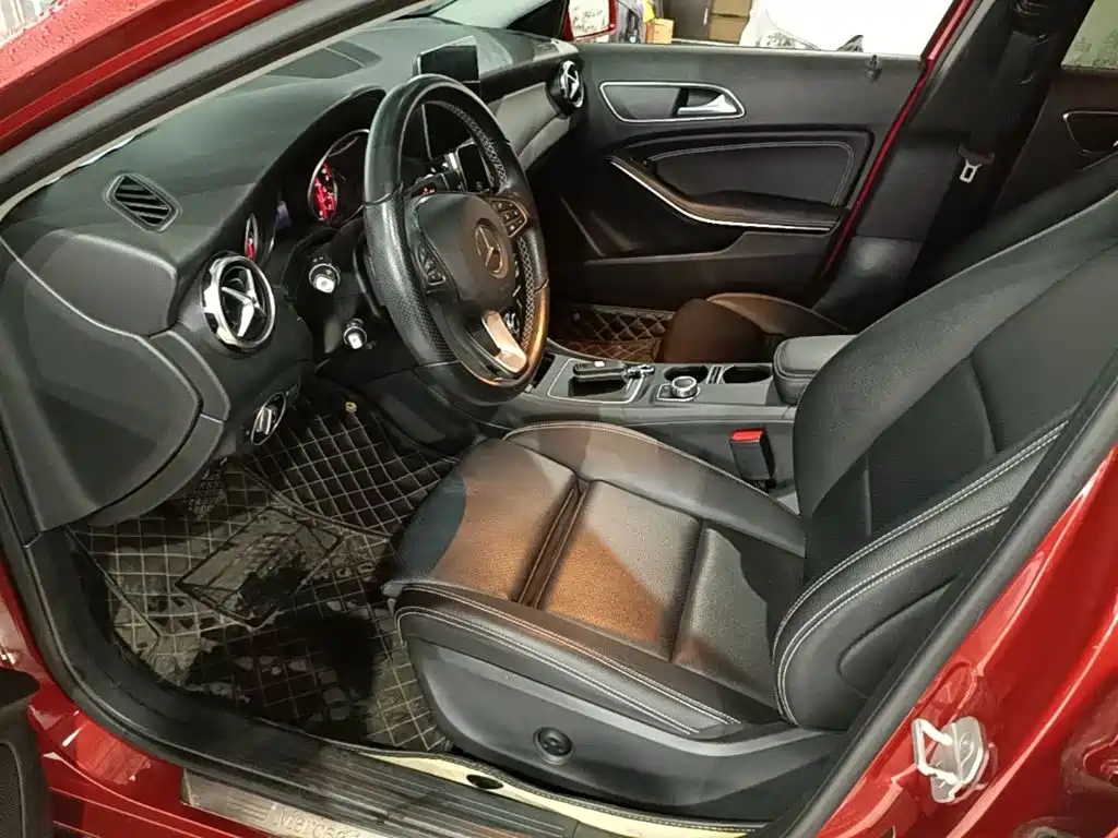 Mercedes-Benz GLA — миниатюра 15