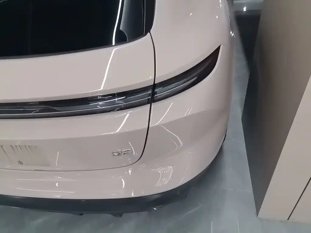 NIO ET5T — миниатюра 8