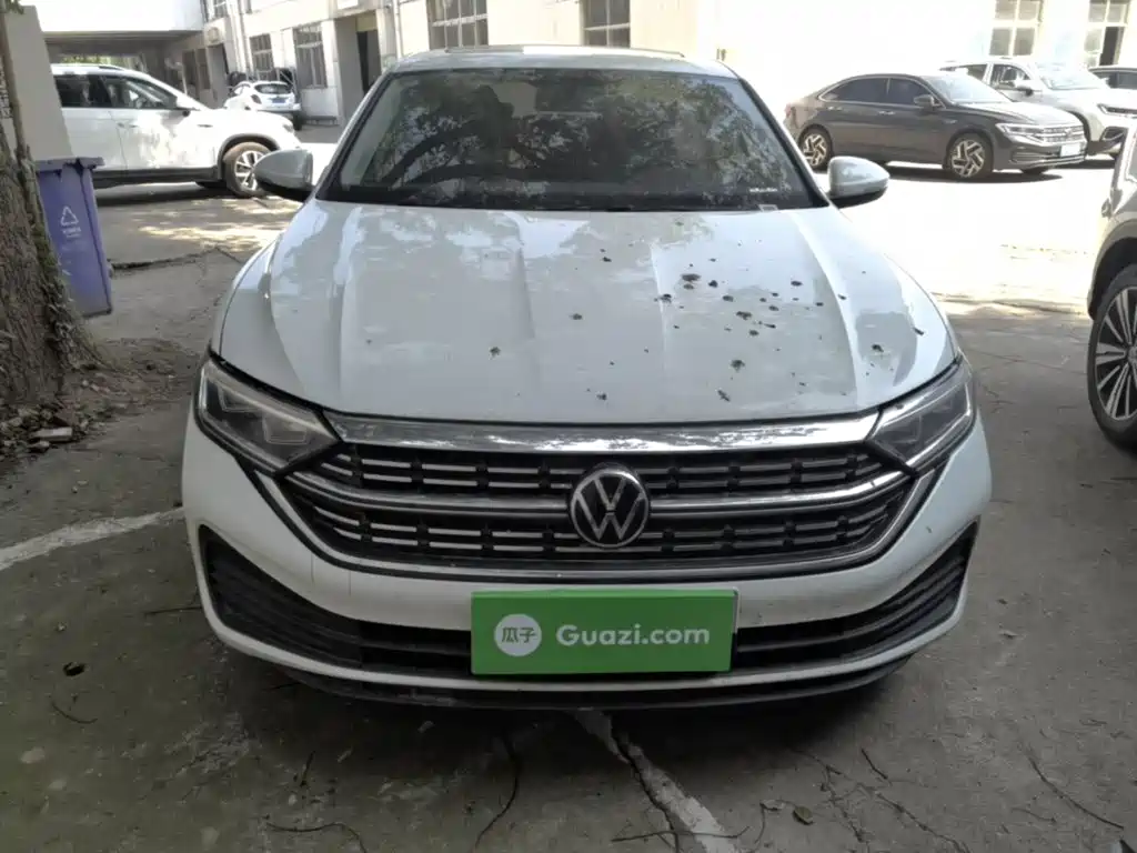 Volkswagen Sagitar 2025 200TSI DSG