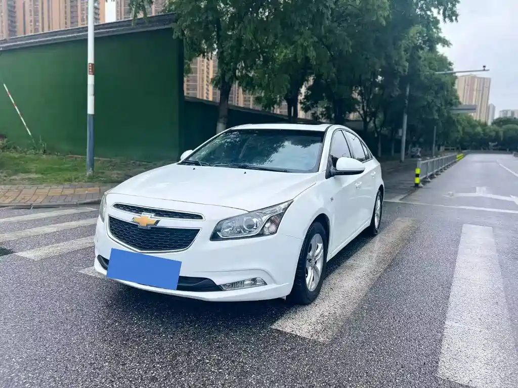 Купить Chevrolet Cruze