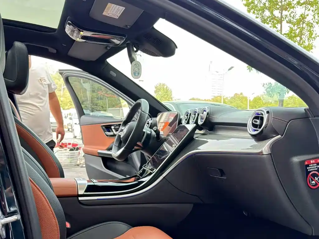 Mercedes-Benz C-Class — миниатюра 5