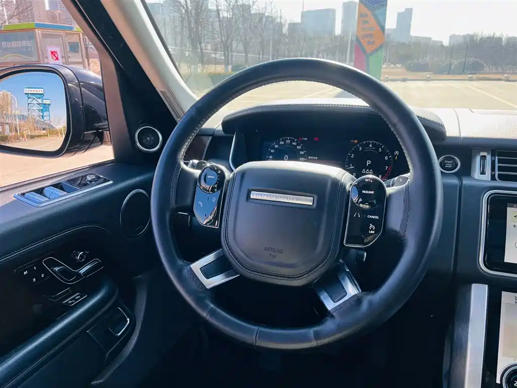 LAND ROVER RANGE ROVER