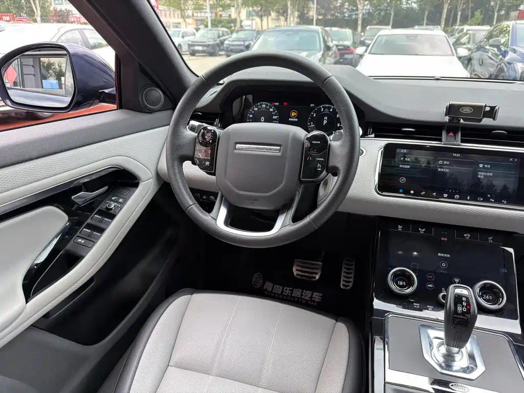 Land Rover Evoque — миниатюра 11