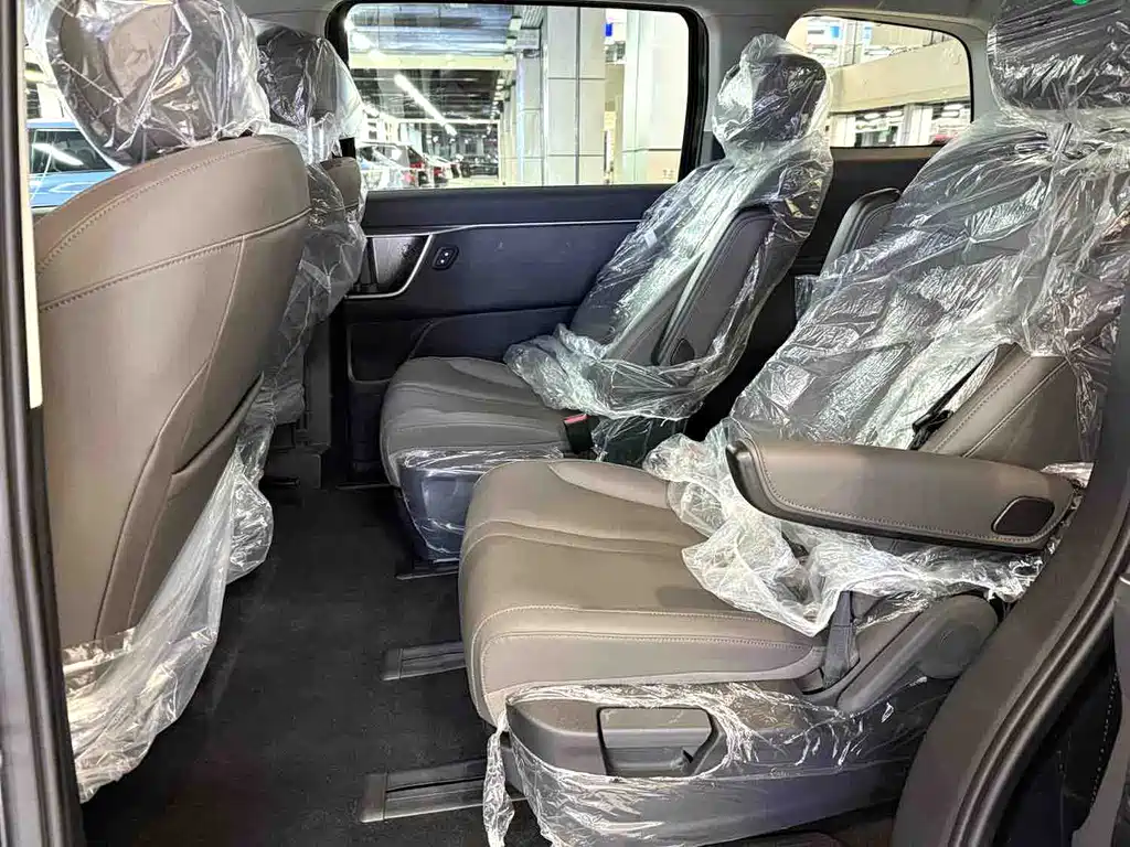 SAIC MAXUS EVERYONE 7