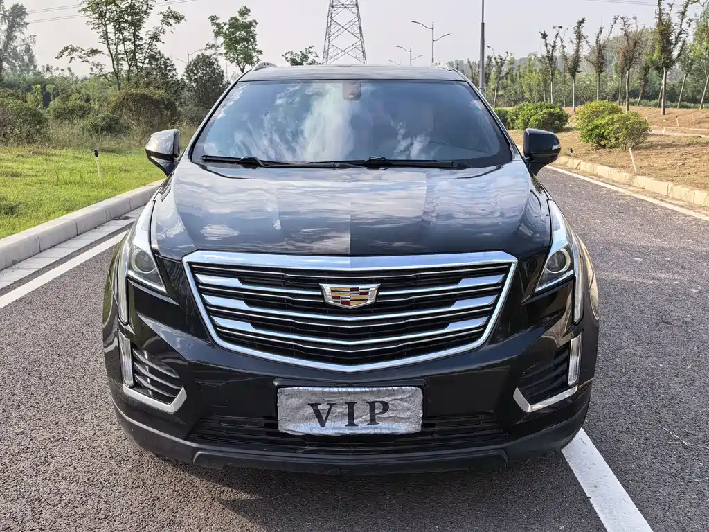 Cadillac XT5 — миниатюра 3