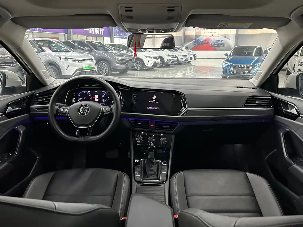 Volkswagen Sagitar 2022 280TSI DSG