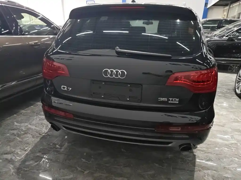 Audi Q7 — миниатюра 6