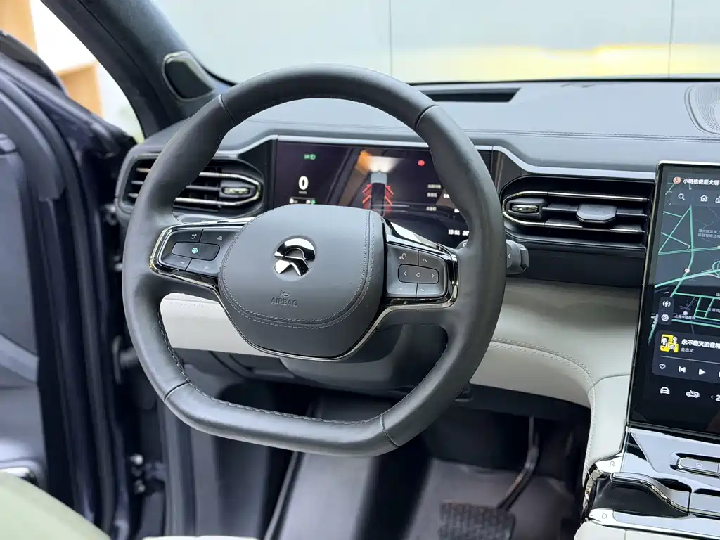 NIO ES8 — миниатюра 6