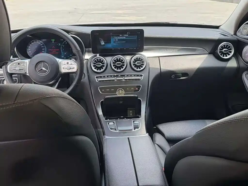Mercedes-Benz C-Class — миниатюра 5