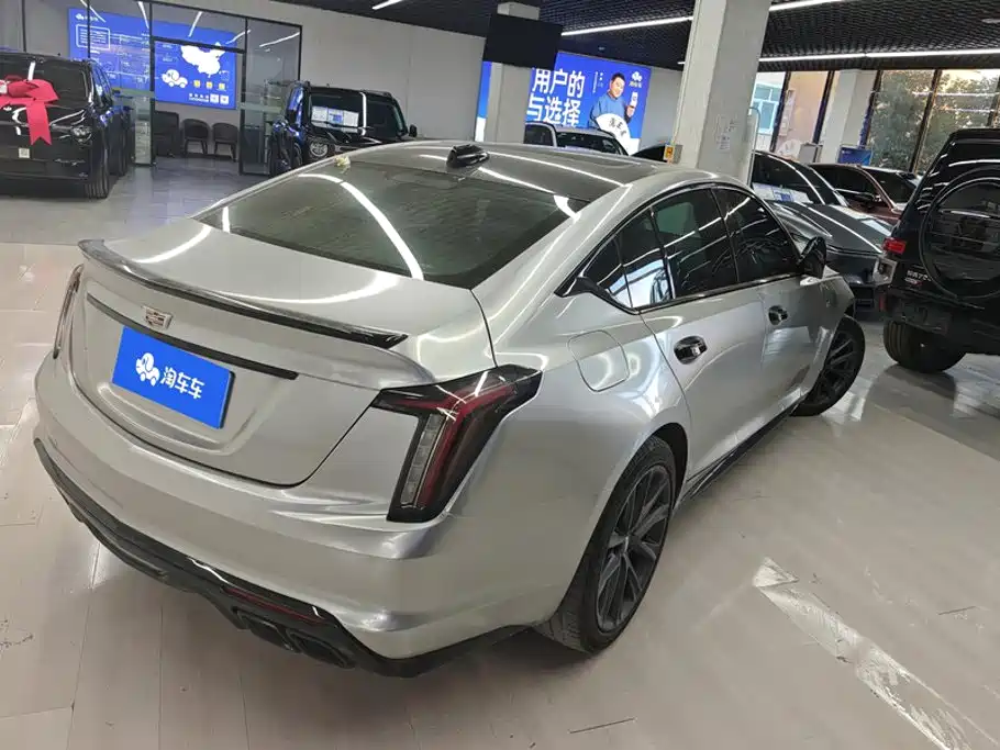 Cadillac CT5 — миниатюра 3