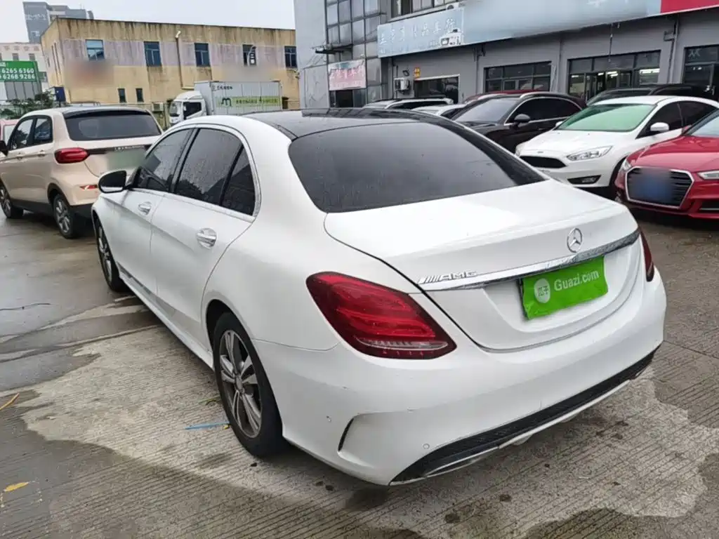 Mercedes-Benz C-Class — миниатюра 5
