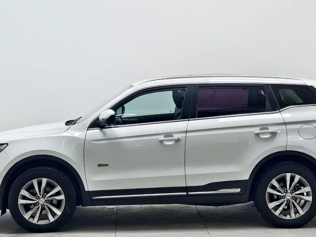 Geely Boyue — миниатюра 7