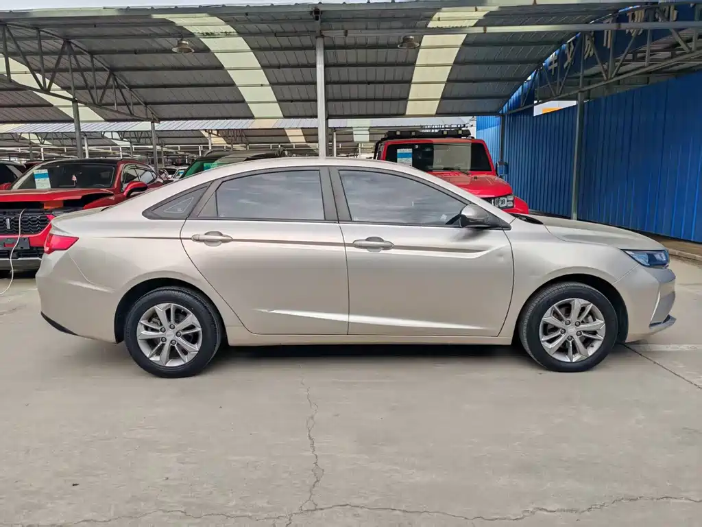 Geely Emgrand GL — миниатюра 8