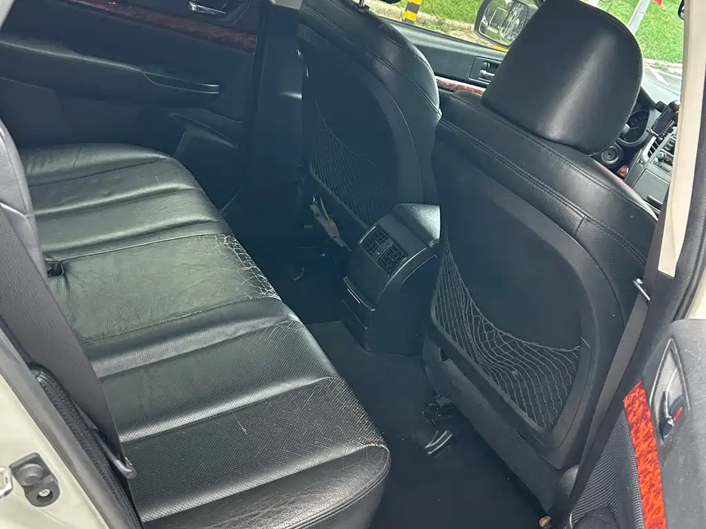 Subaru Outback — миниатюра 6