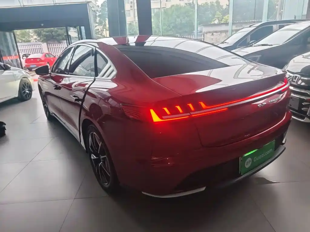 BYD Han — миниатюра 5
