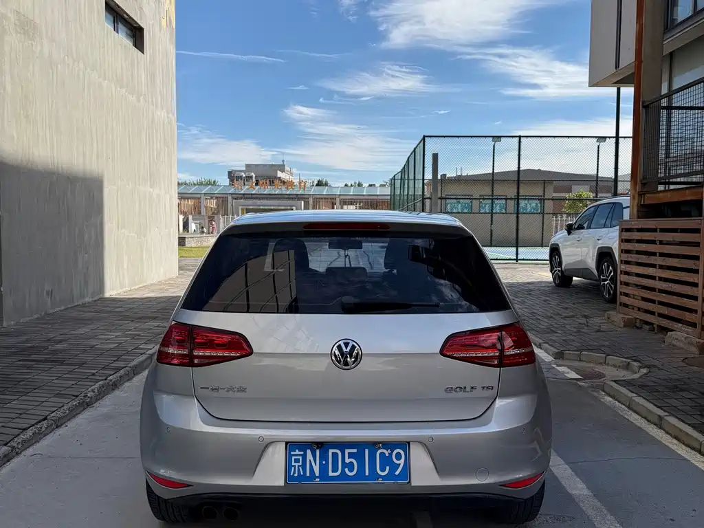 Volkswagen Golf — миниатюра 10