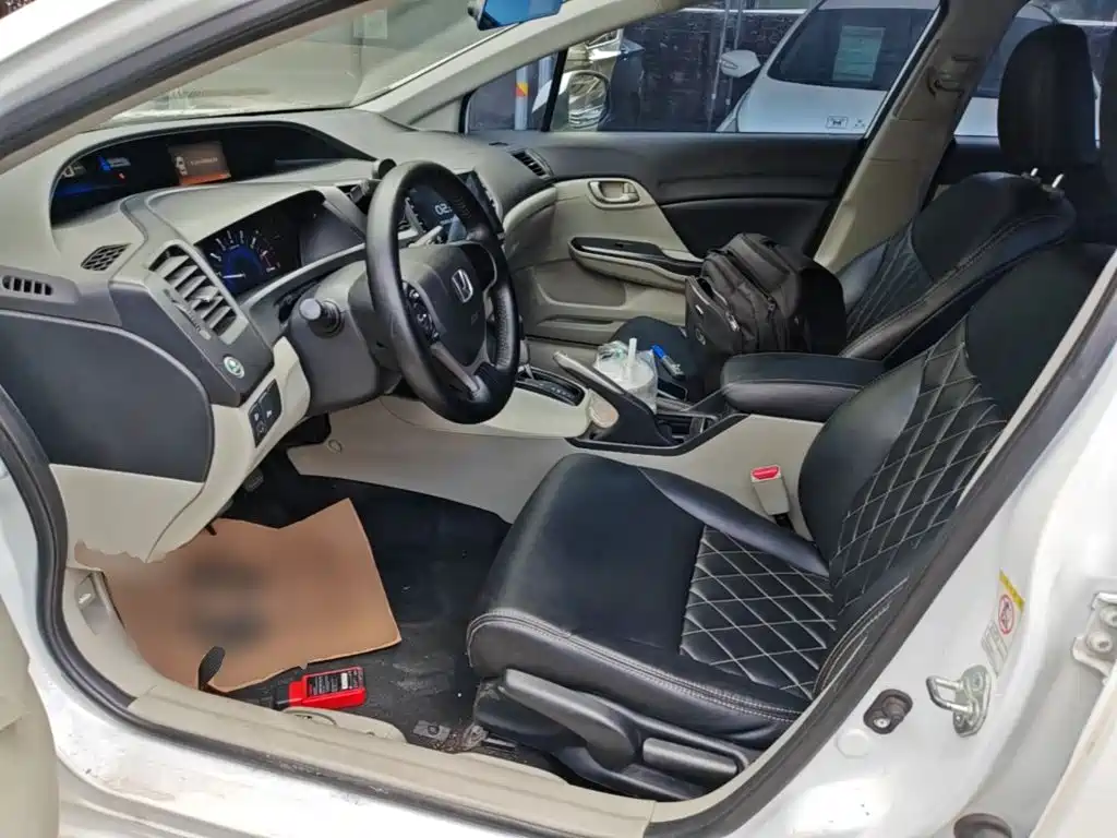 Honda Civic — миниатюра 15