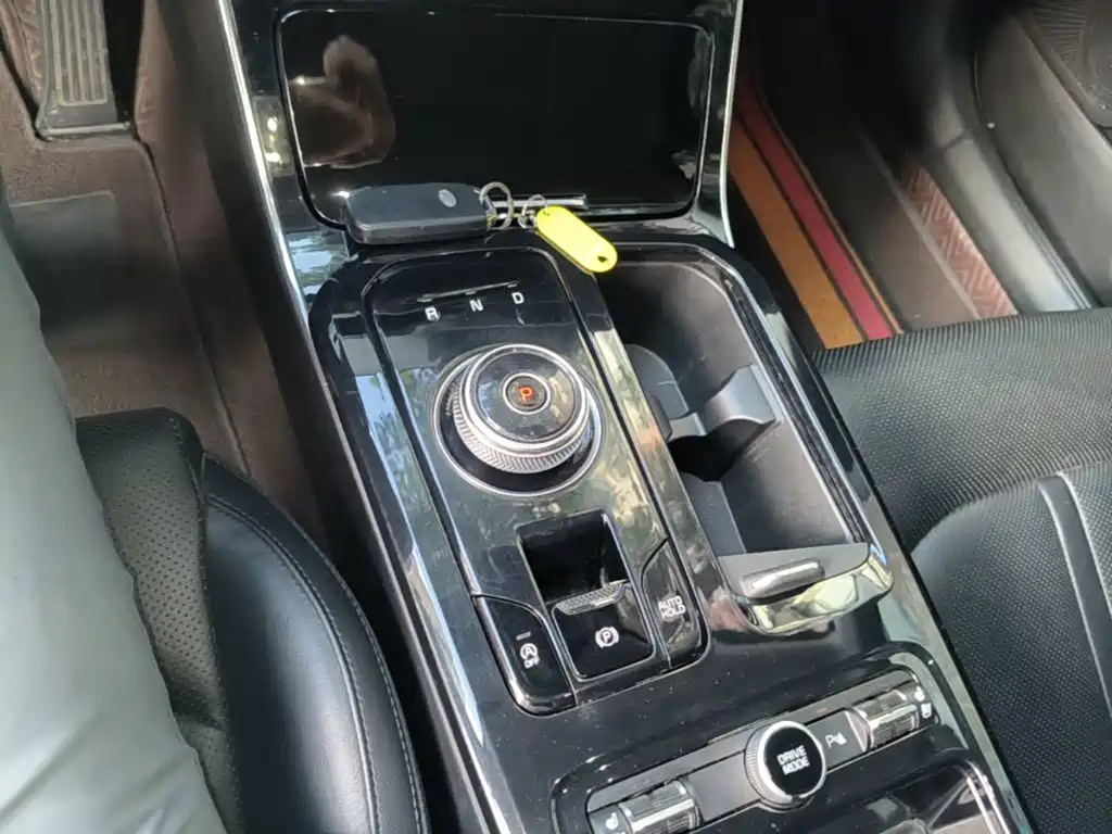 Kia K5 — миниатюра 14
