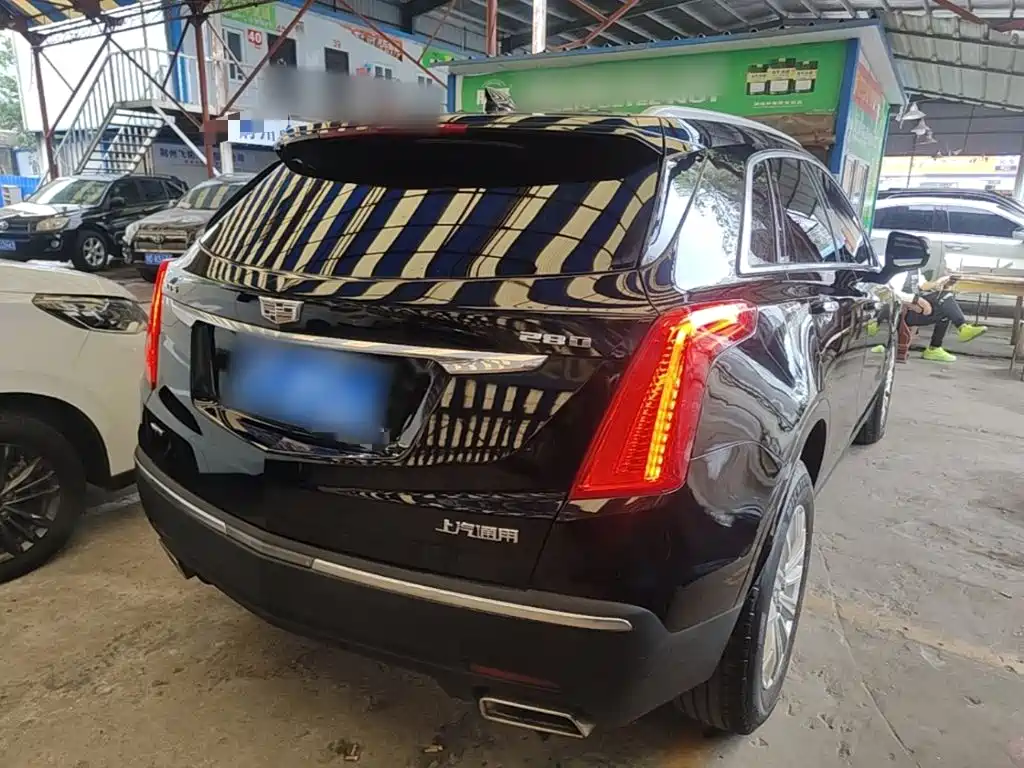 Cadillac XT5 — миниатюра 7