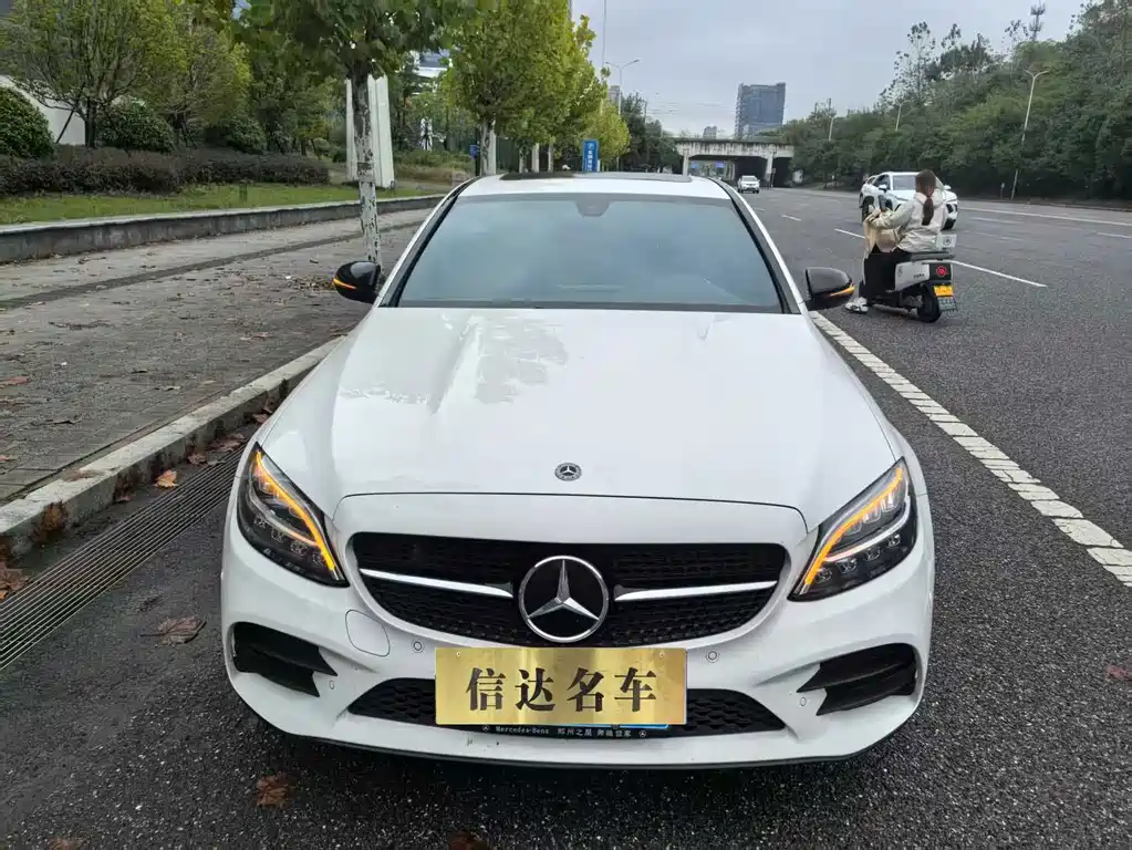 Mercedes-Benz C-Class — миниатюра 3