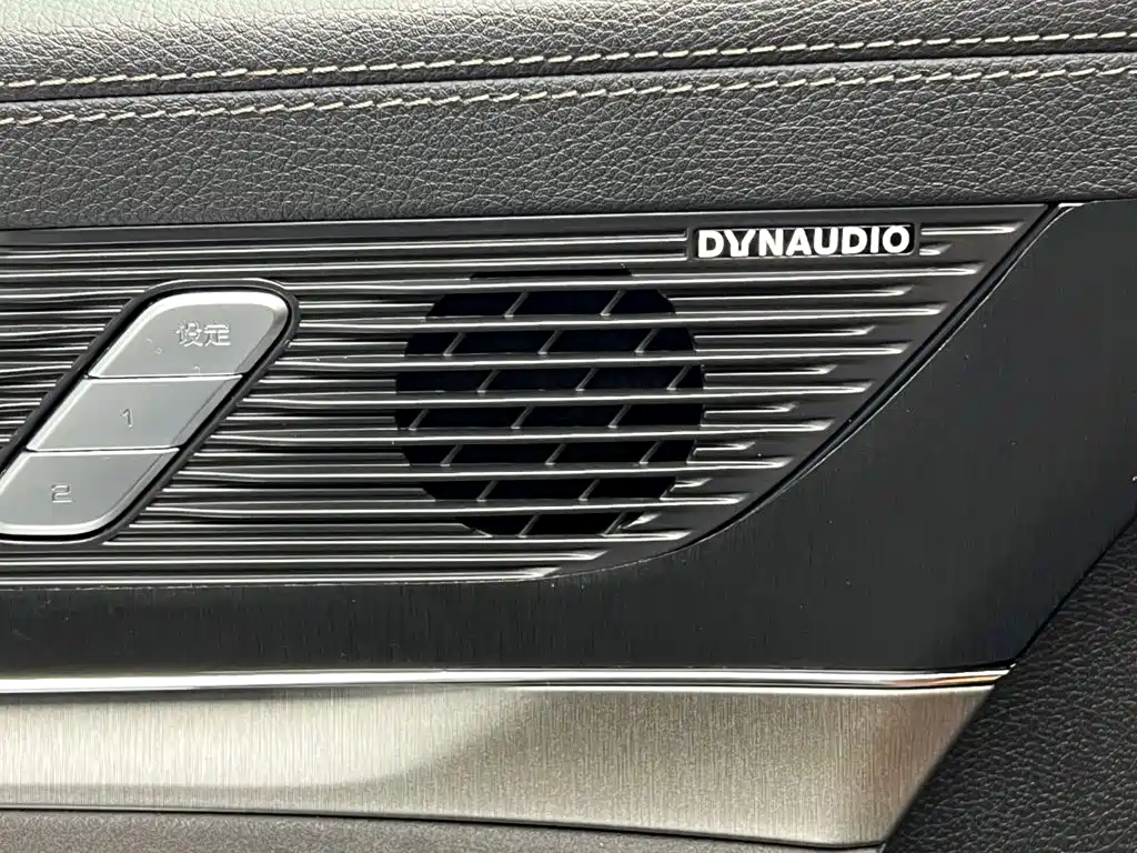 BYD Tang New Energy — миниатюра 14