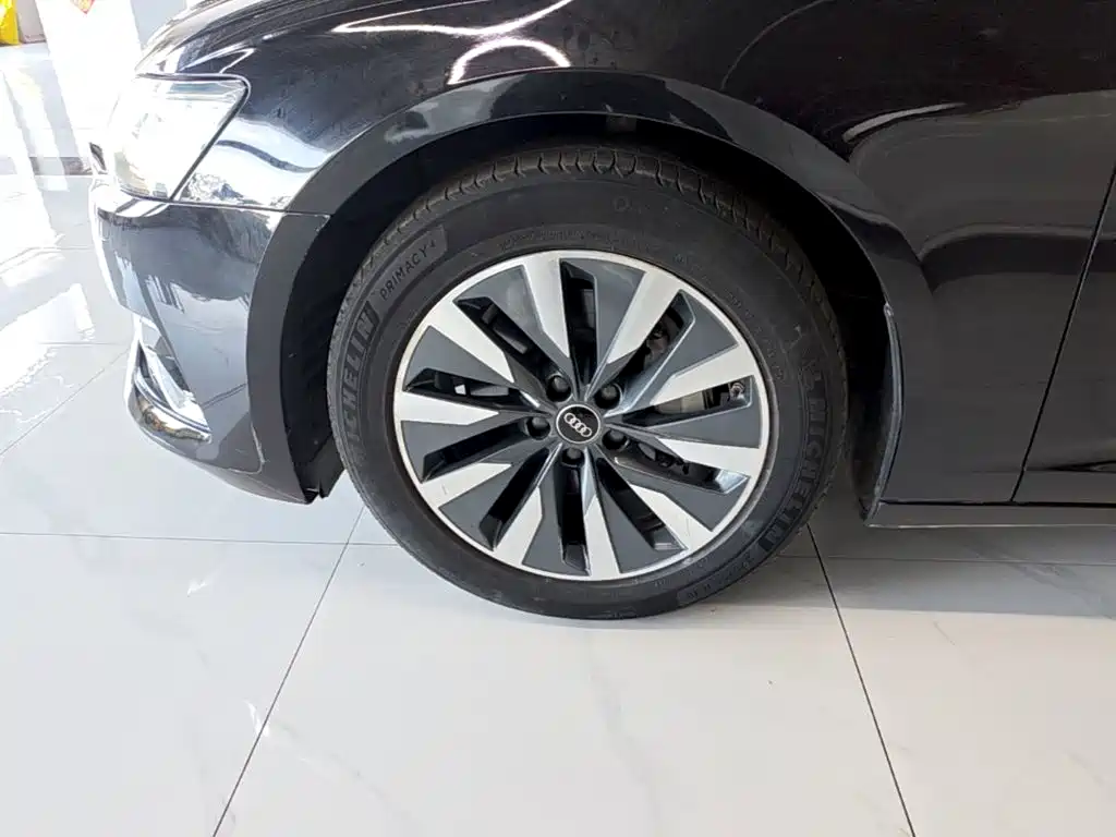 Audi A6L — миниатюра 23