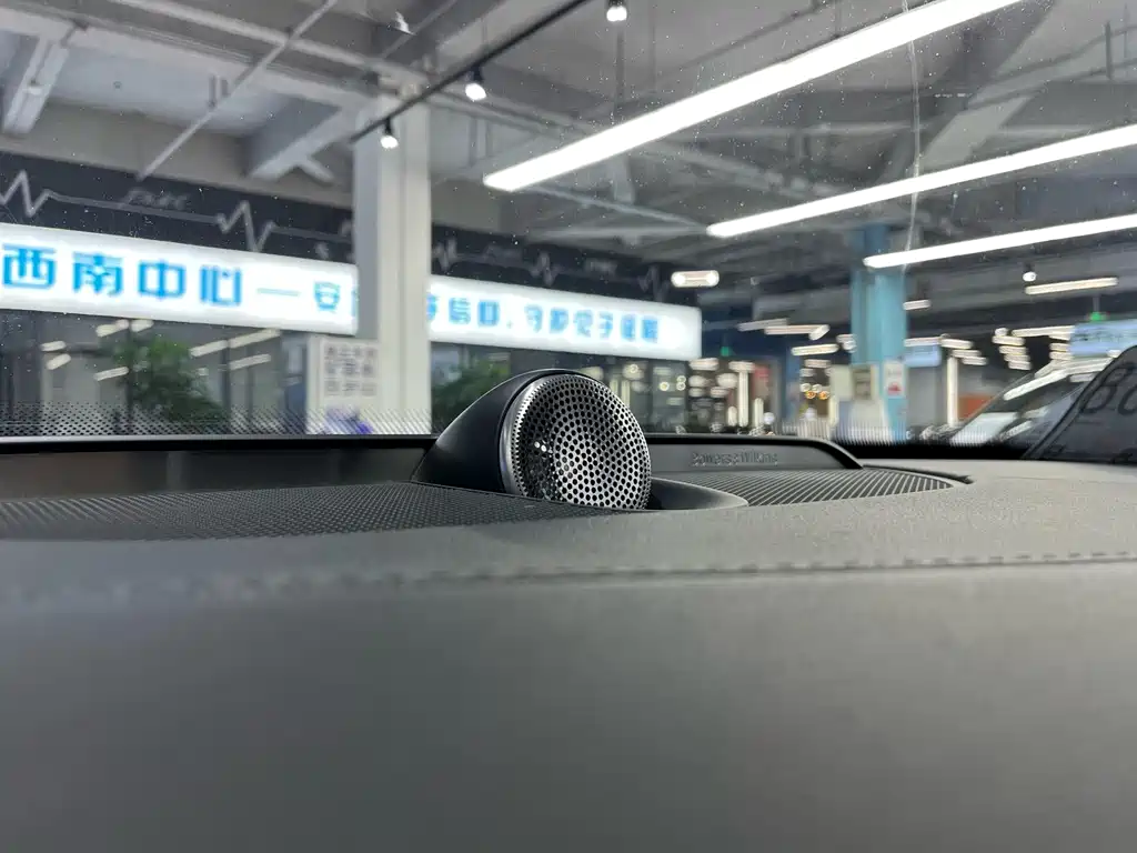 Volvo XC90 — миниатюра 5