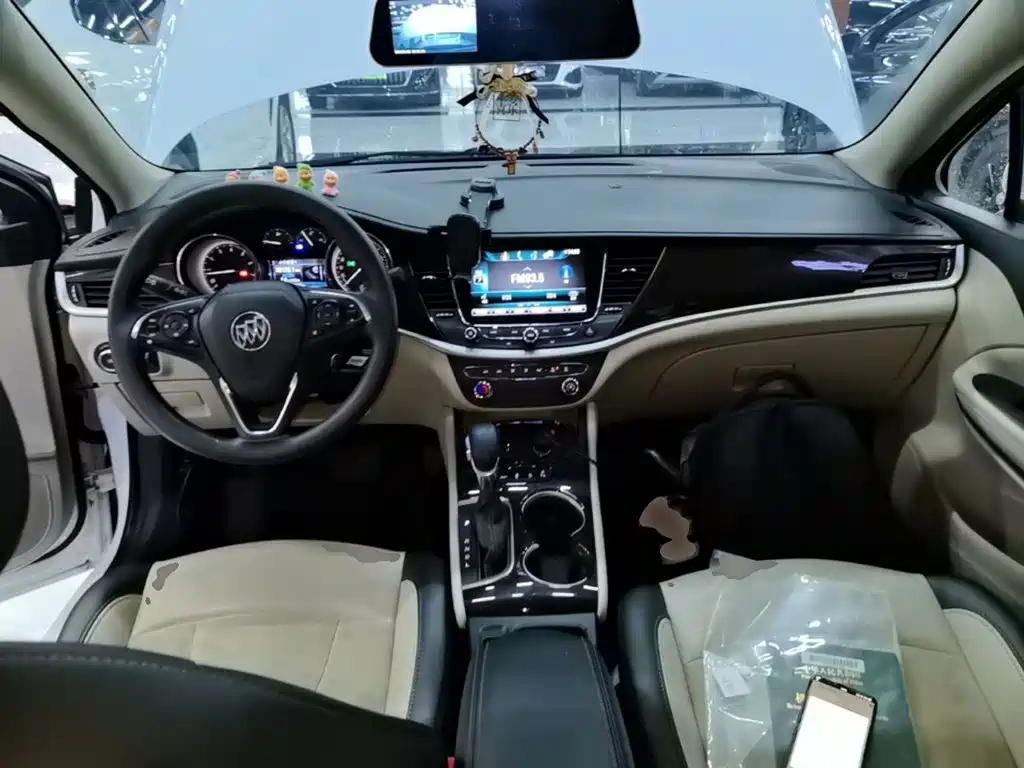 Buick Verano — миниатюра 10