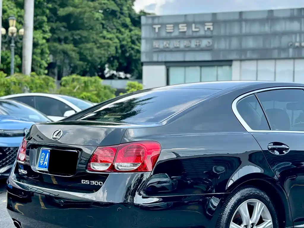 Lexus GS — миниатюра 11