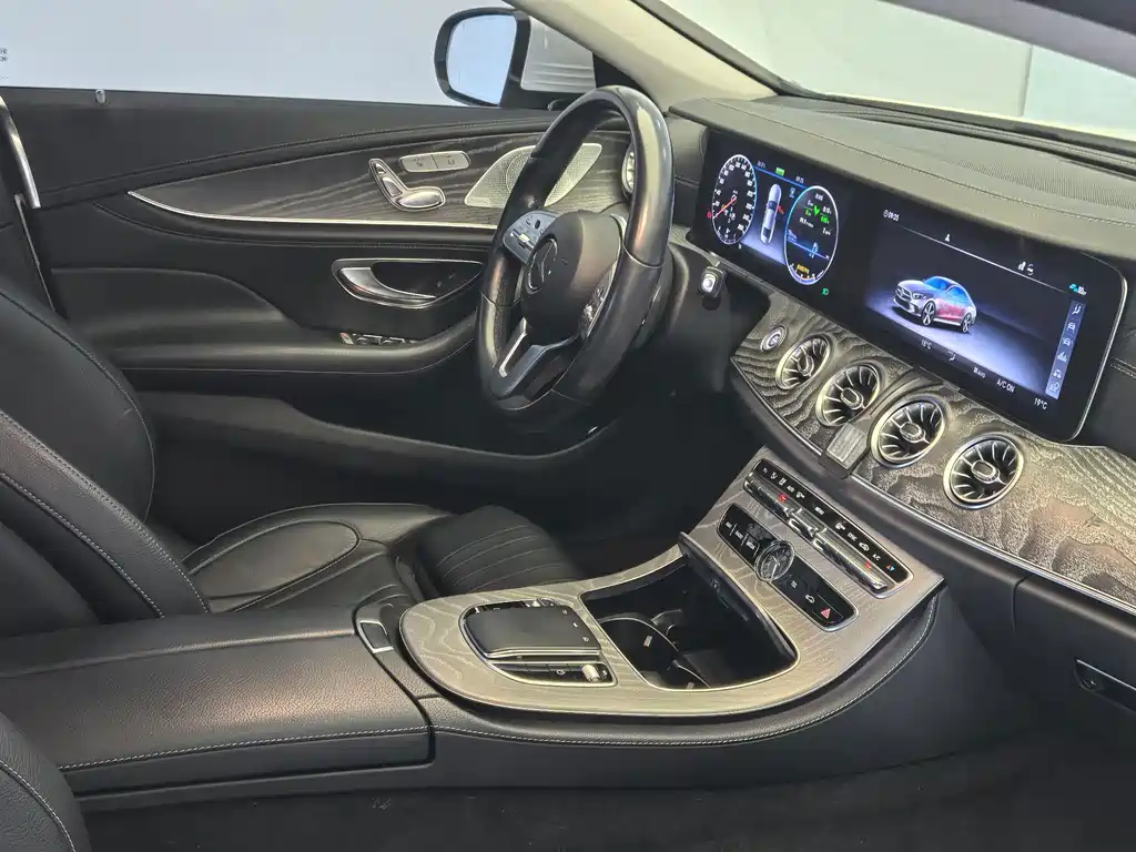 Mercedes-Benz CLS — миниатюра 13