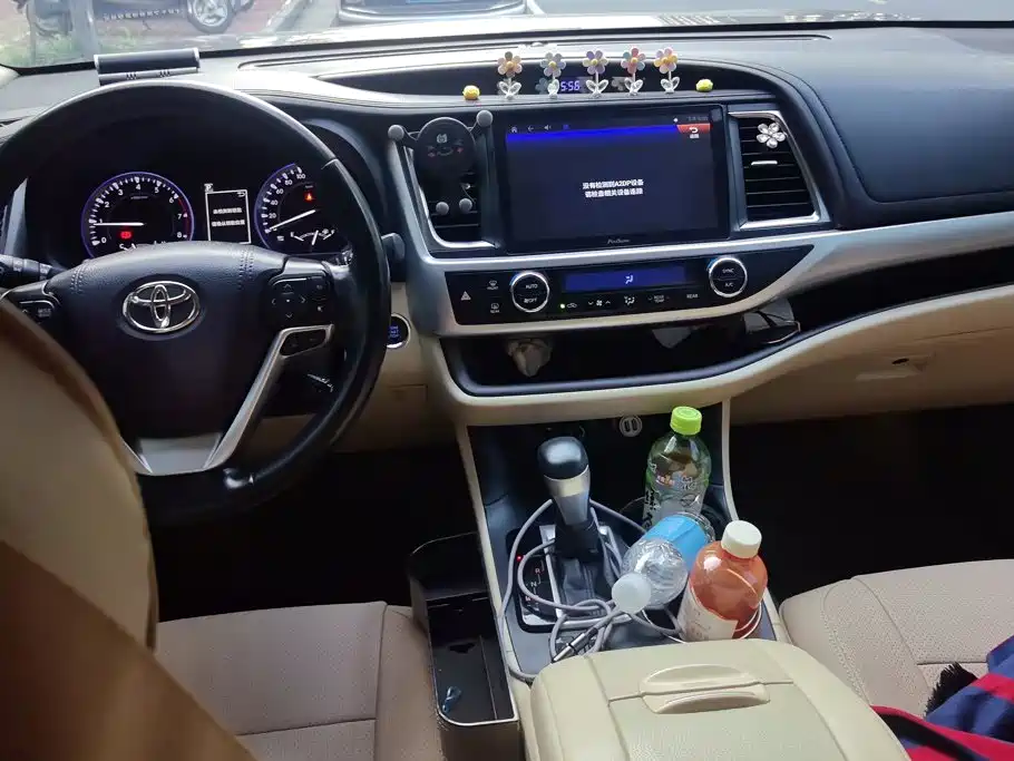 Toyota Highlander — миниатюра 12