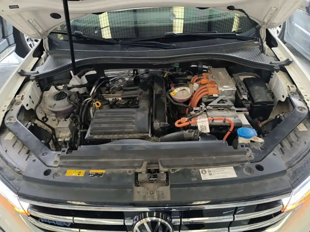 Volkswagen Tiguan L PHEV — миниатюра 20