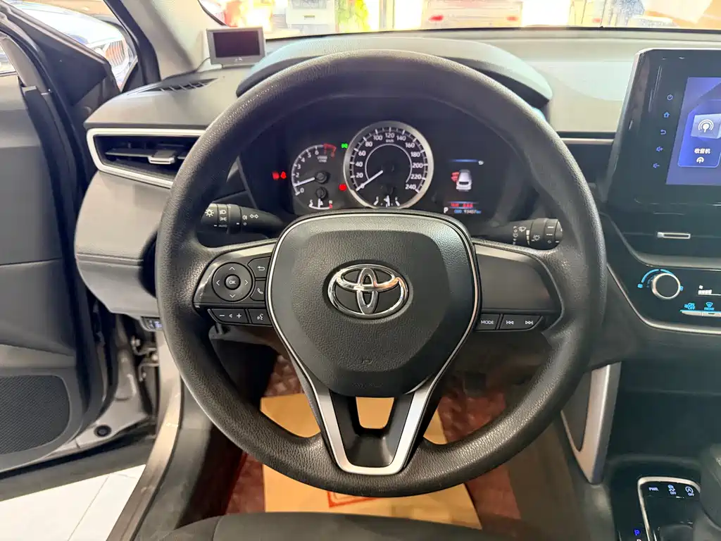 Toyota Frontlander — миниатюра 12