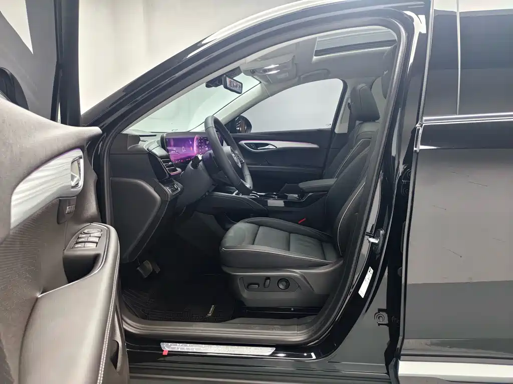 Buick Envision Plus — миниатюра 17