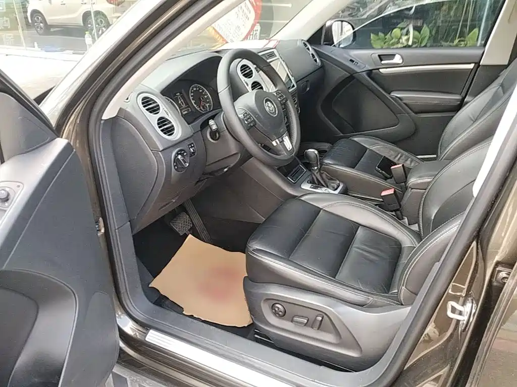 Volkswagen Tiguan — миниатюра 16