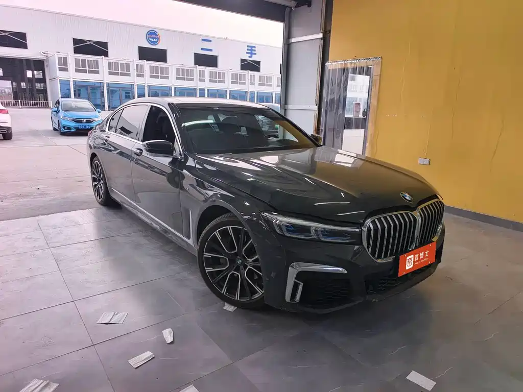 BMW 7 SERIES