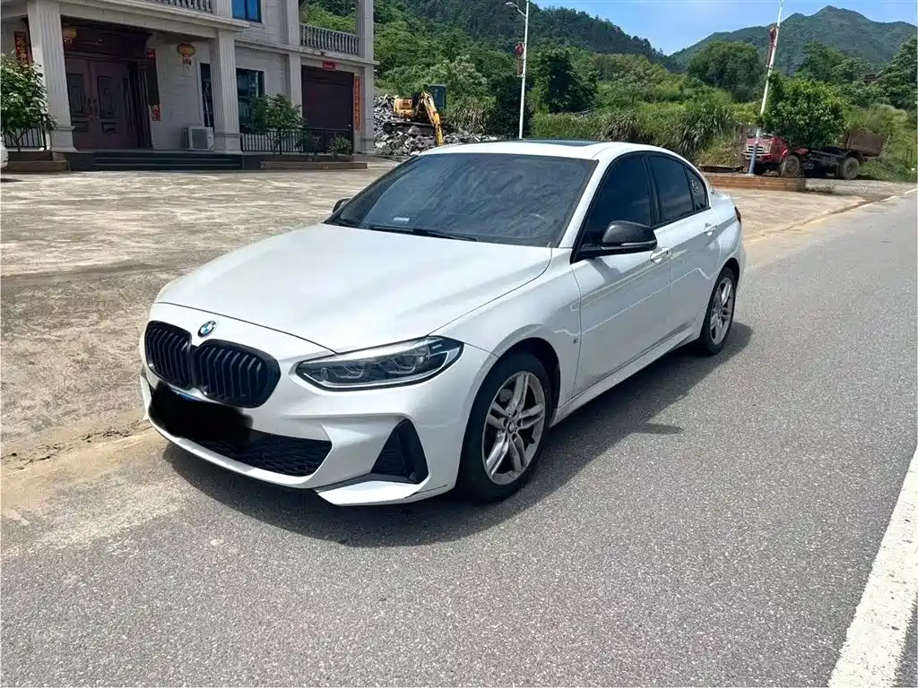 BMW 1 Series 2022