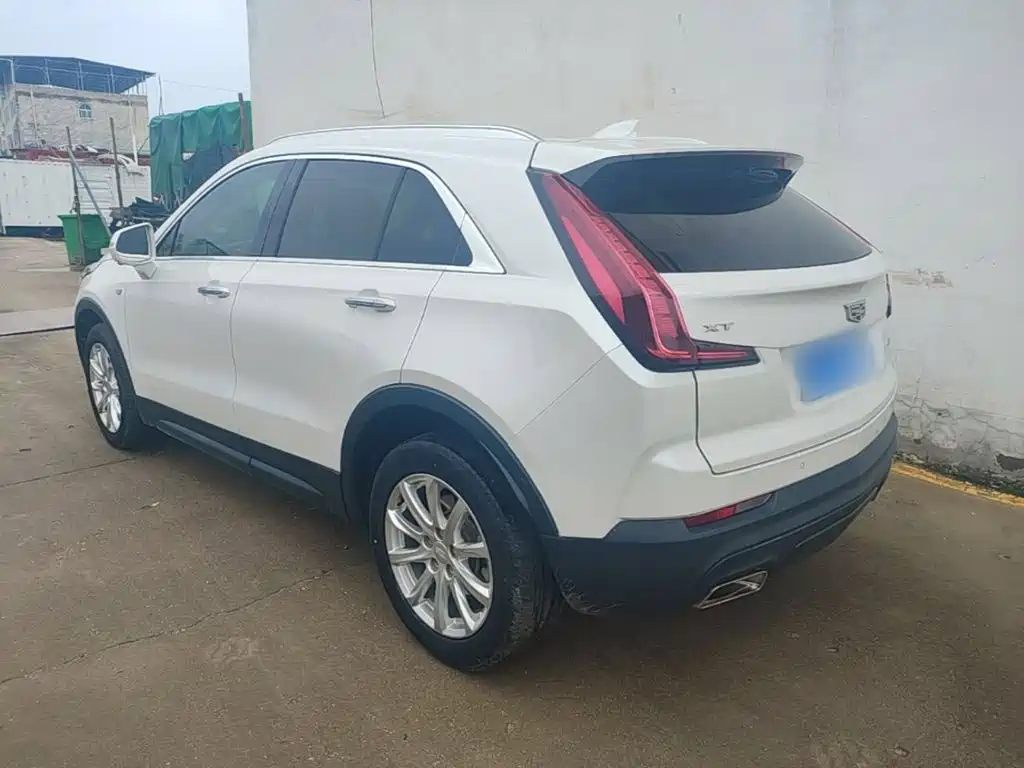Cadillac XT4 — миниатюра 5