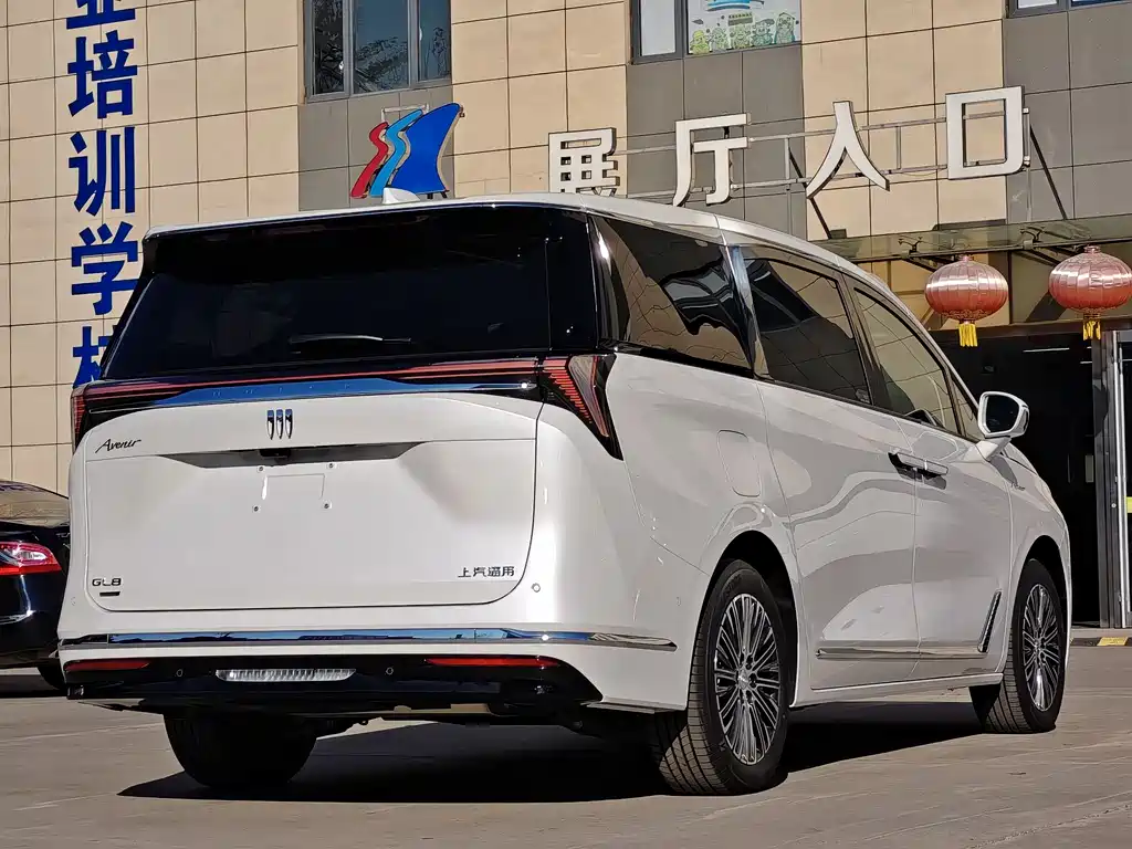 BUICK GL8 NEW ENERGY