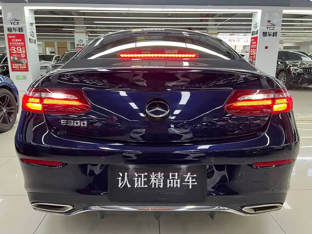 MERCEDES-BENZ E CLASS