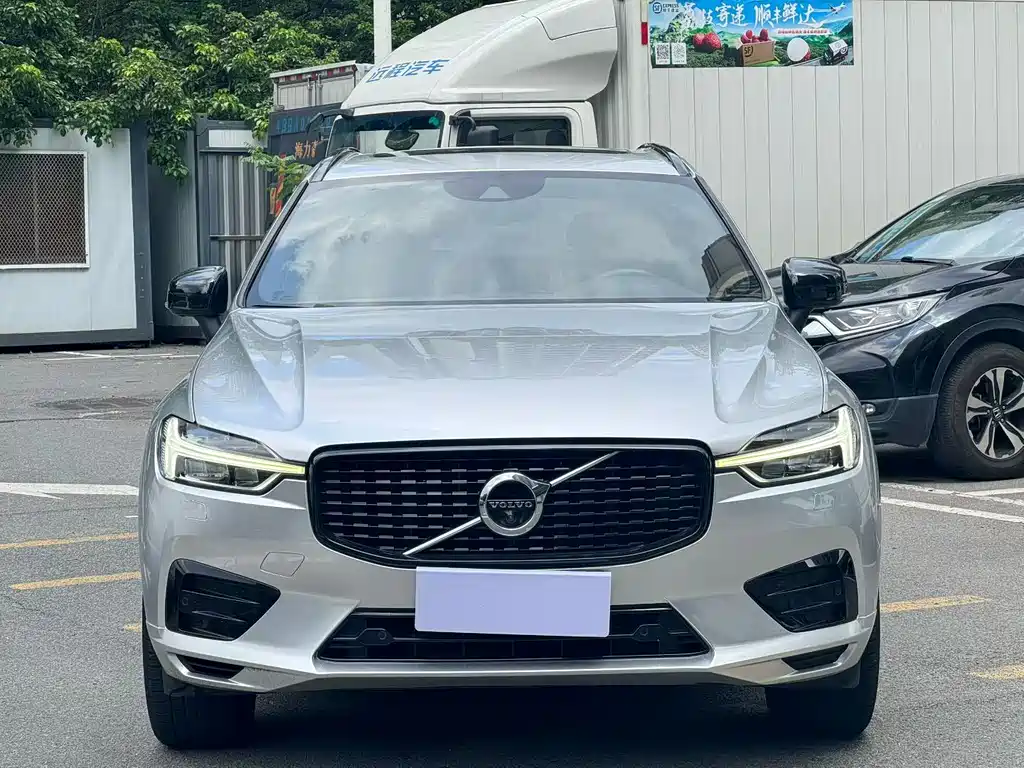VOLVO  XC60